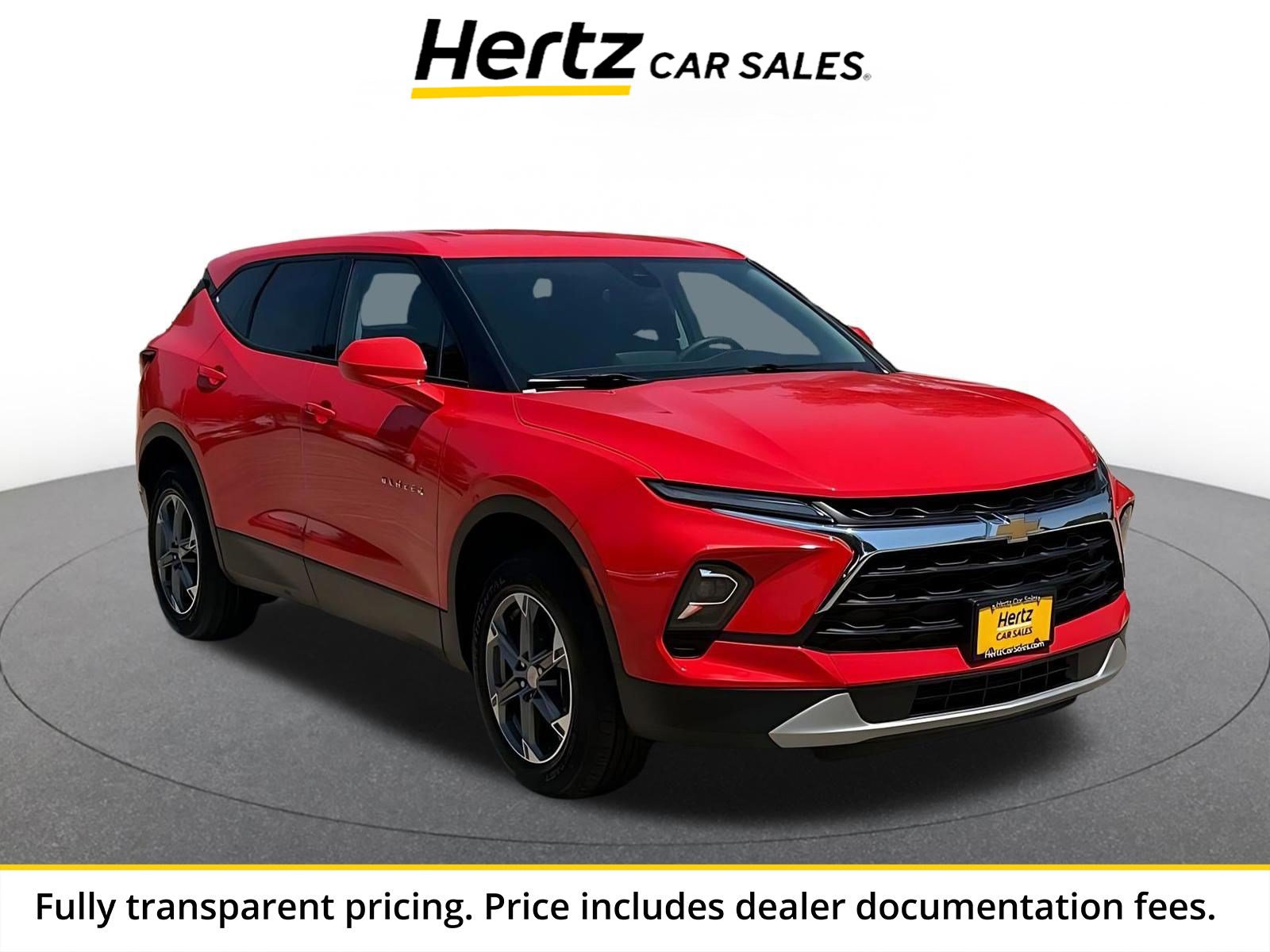Used 2025 Chevrolet Blazer LT FWD image 1