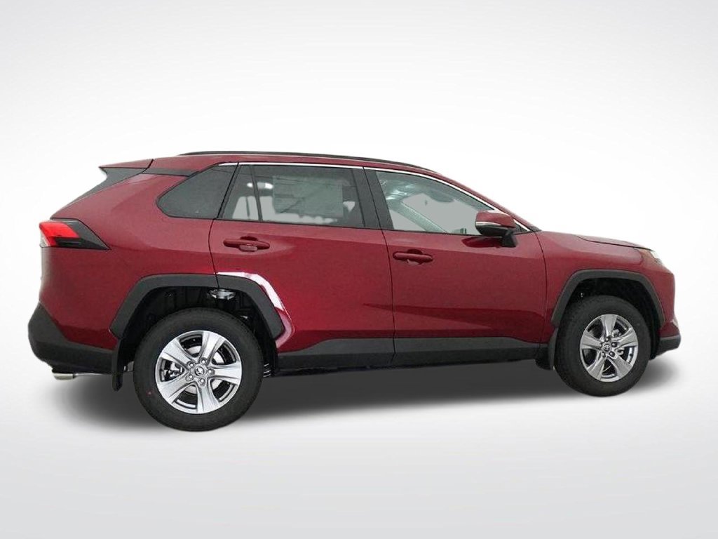 Used 2025 Toyota RAV4 XLE w/ Convenience Package FWD image 30