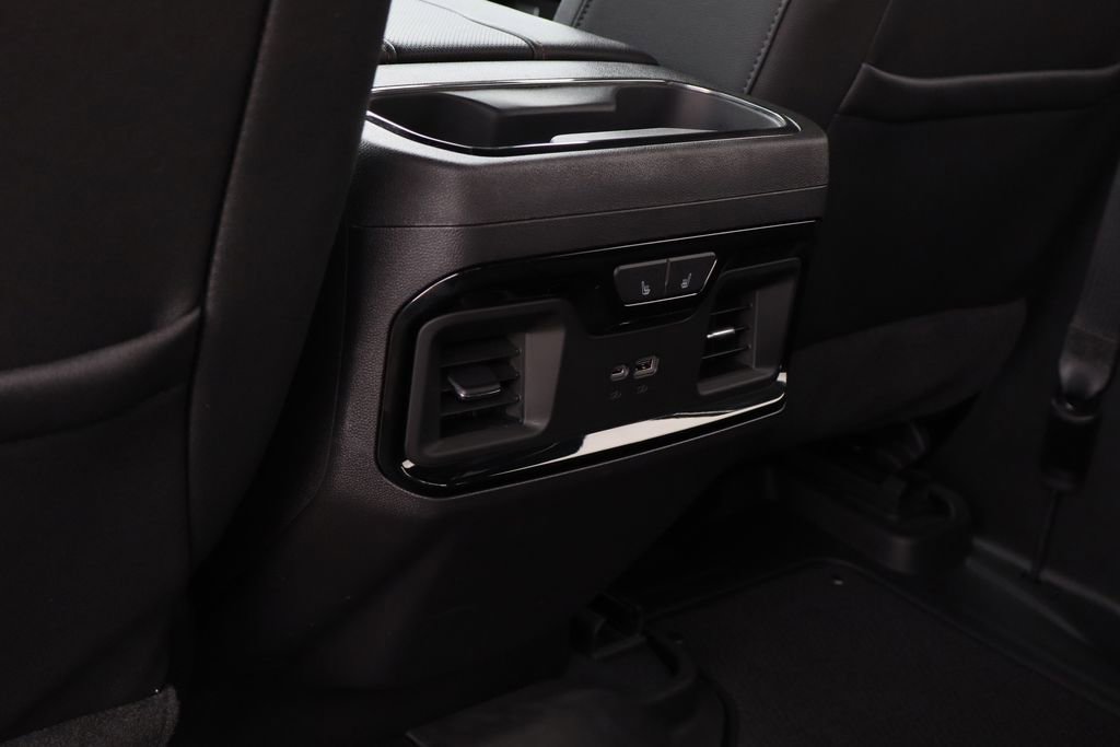 Used 2024 GMC Sierra 1500 AT4 w/ Technology Package image 25