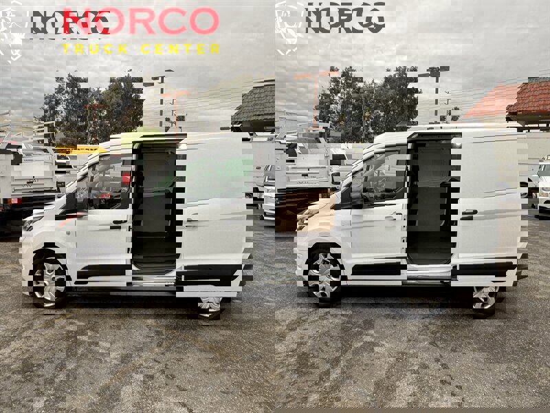 Used 2021 Ford Transit Connect XLT image 7