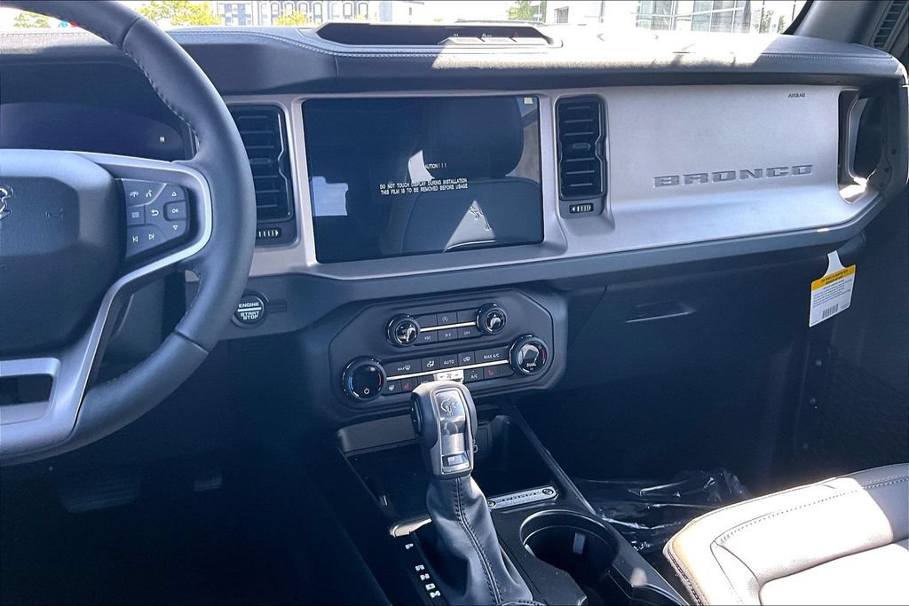 New 2026 Ford Bronco Outer Banks AWD/4WD image 7