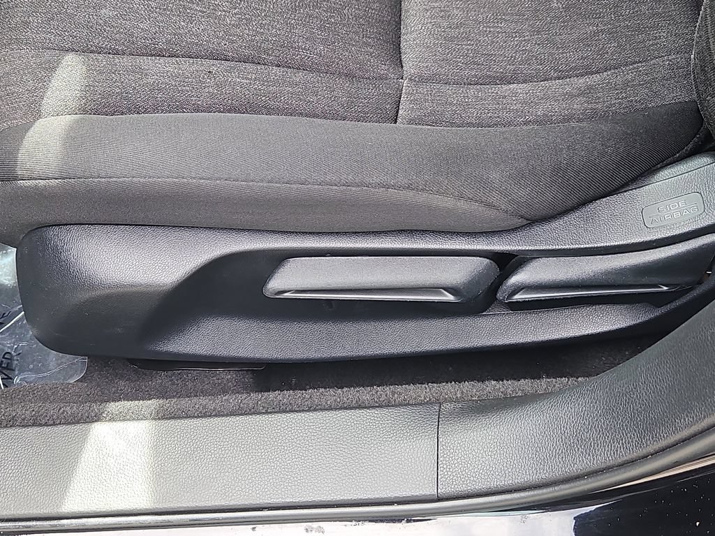 Used 2025 Honda Accord LX image 17