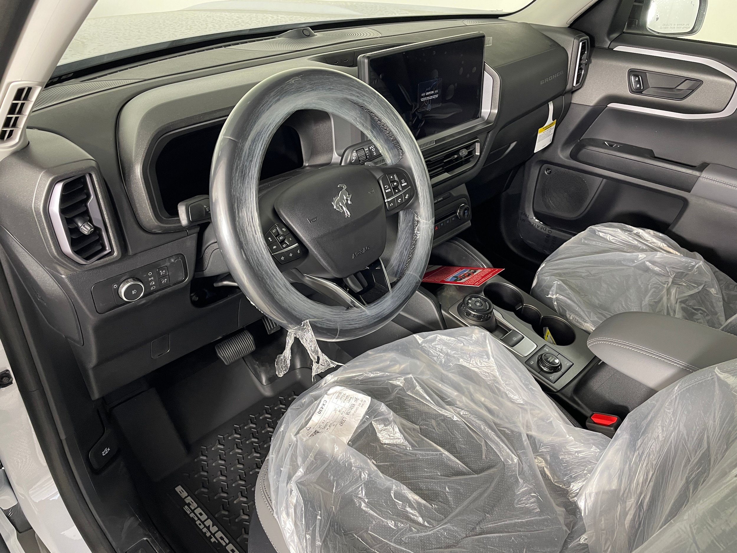 New 2026 Ford Bronco Sport Badlands w/ Badlands Tech Package AWD/4WD image 3