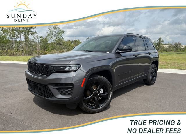Used 2023 Jeep Grand Cherokee Altitude AWD/4WD image 1