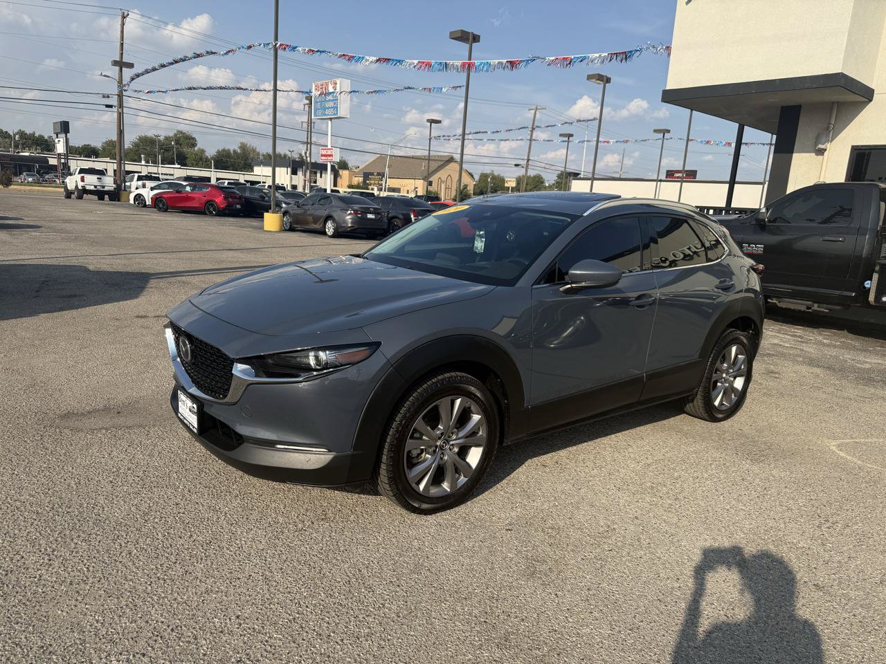 Used 2020 MAZDA CX-30 FWD w/ Premium Package image 2