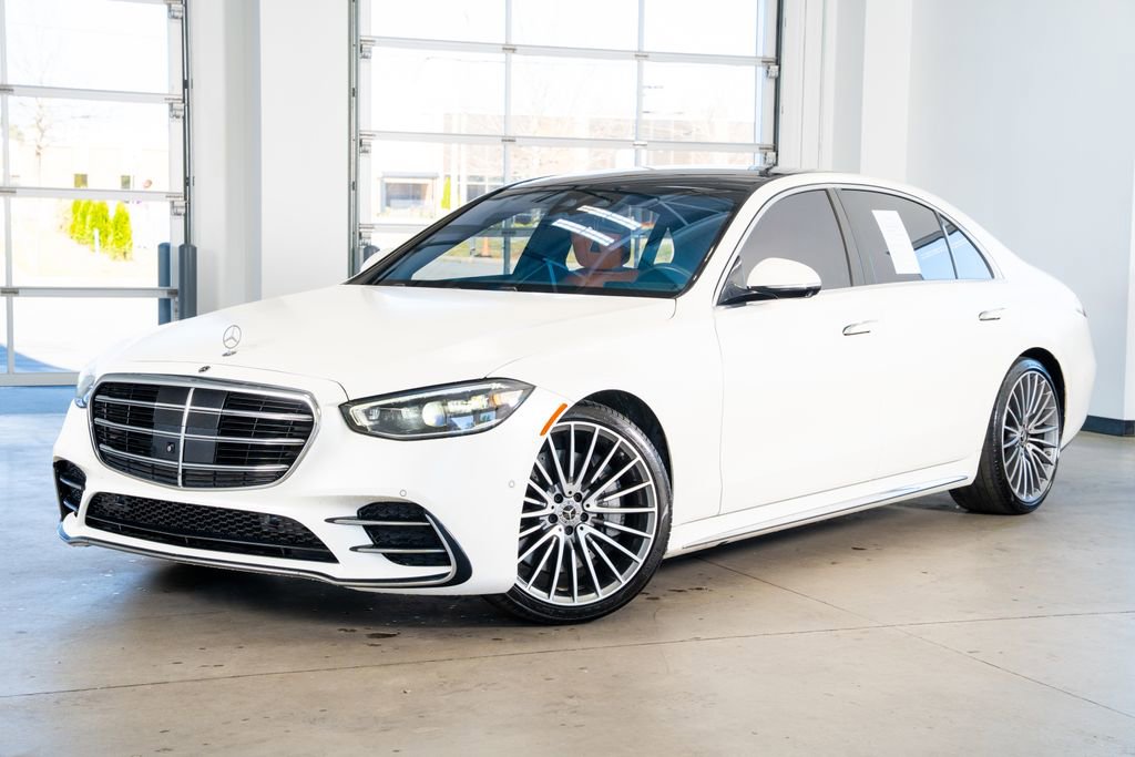 Used 2023 Mercedes-Benz S 500 4MATIC image 2