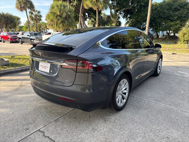Used 2018 Tesla Model X 100D image 6