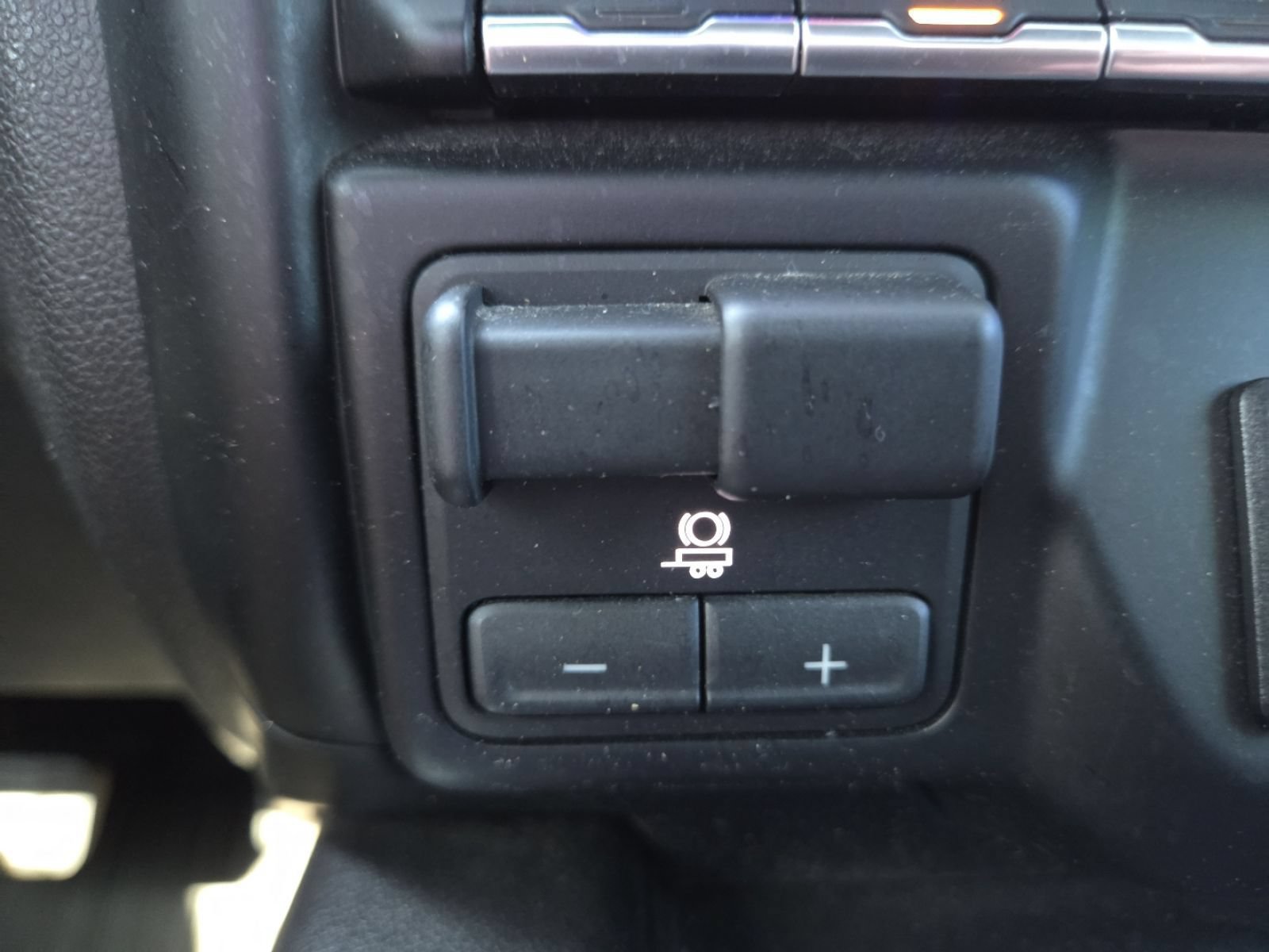 Used 2019 GMC Sierra 1500 AT4 w/ AT4 Premium Package AWD/4WD image 10
