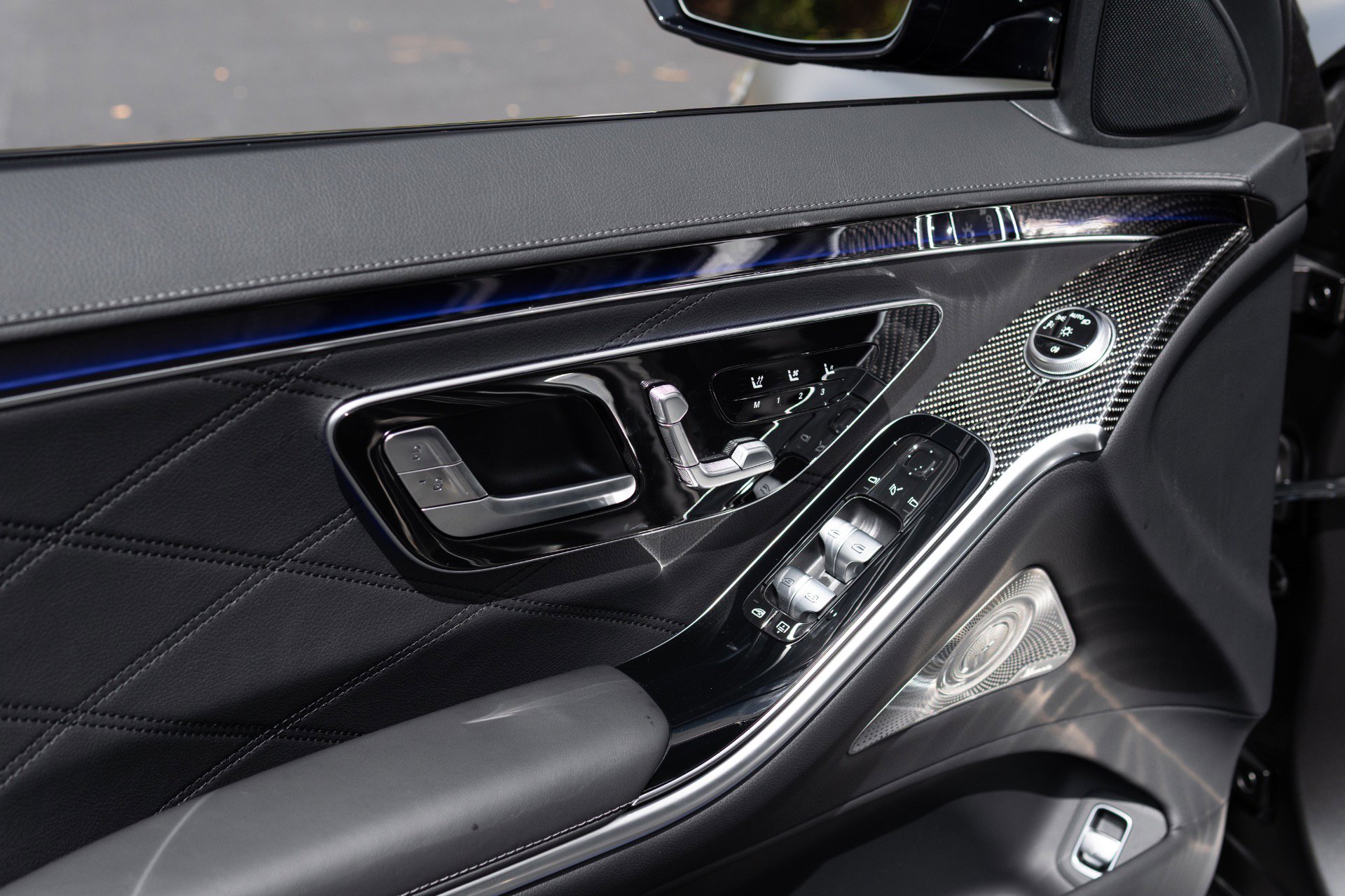 Used 2025 Mercedes-Benz S 63 AMG S image 31