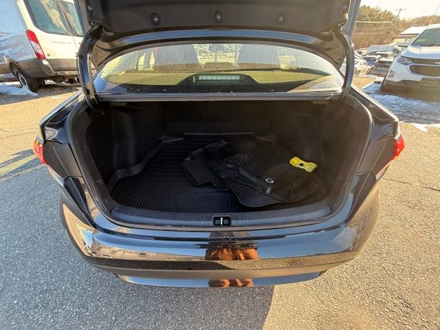 Used 2022 Toyota Corolla LE image 12