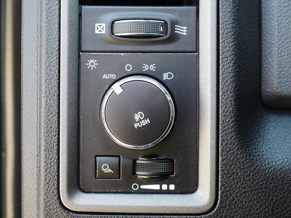 Used 2013 RAM 1500 ST w/ SXT Appearance Group AWD/4WD image 24