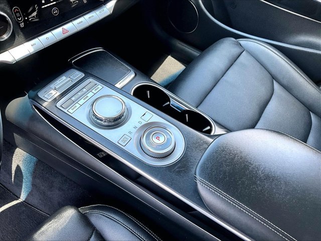 Used 2022 Genesis GV70 2.5T AWD/4WD image 15