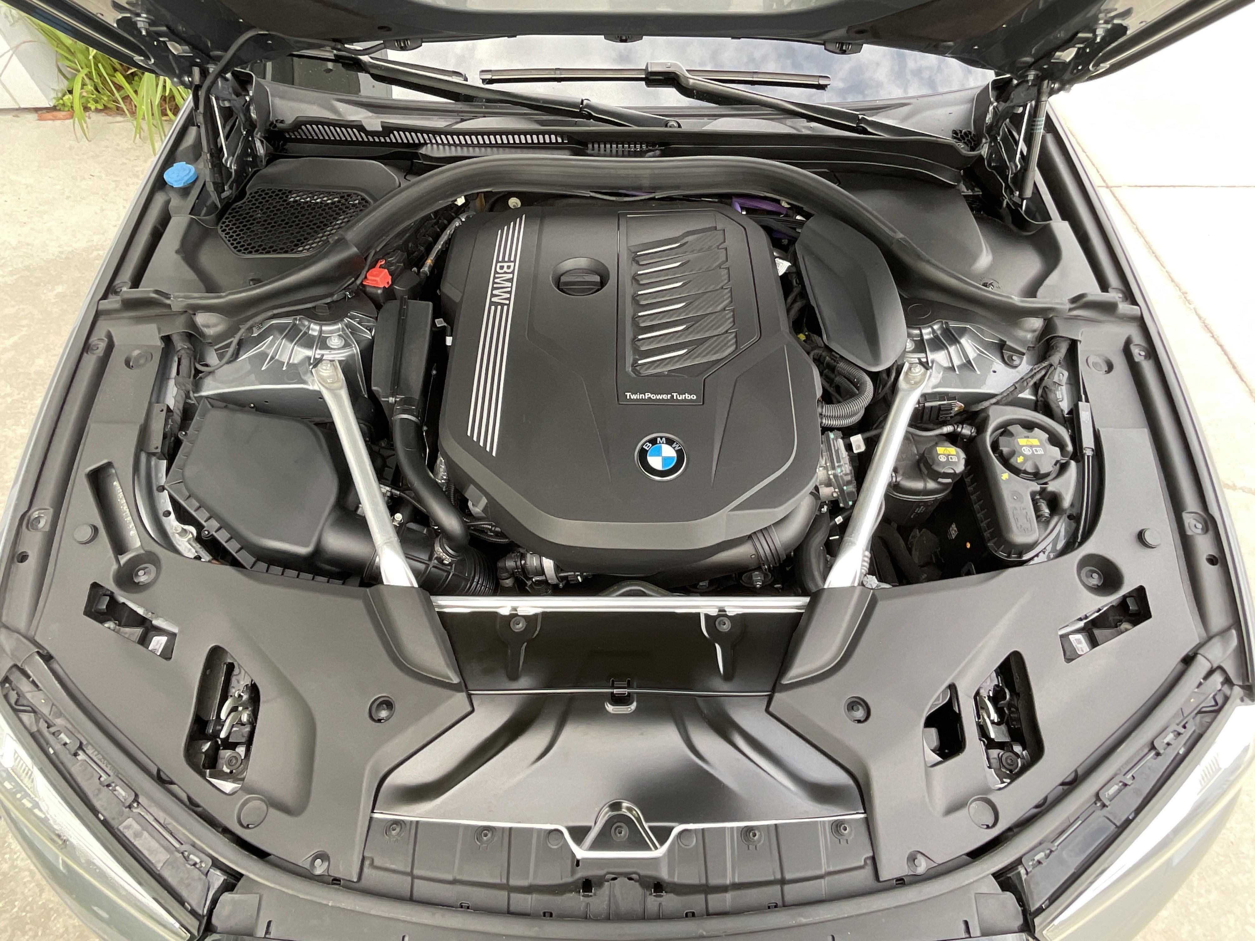 Certified 2023 BMW 540i w/ Executive Package image 32