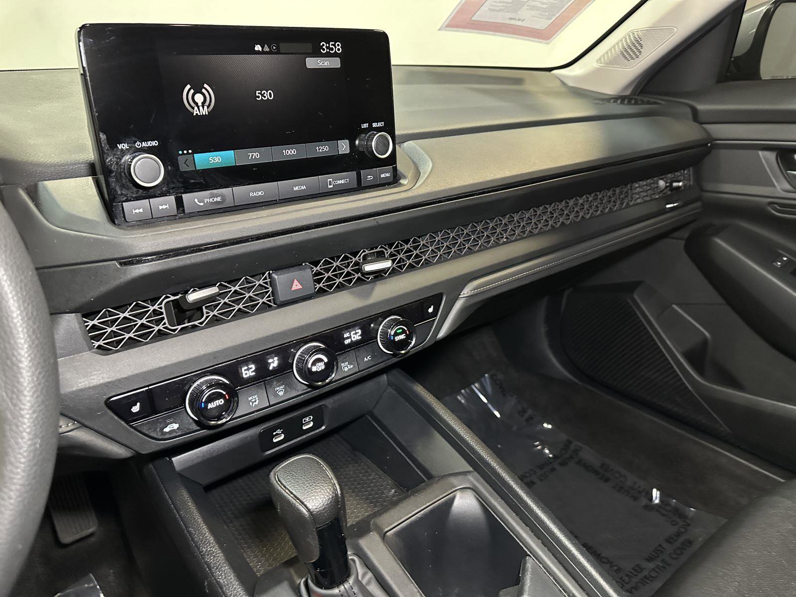 Used 2024 Honda Accord EX image 28