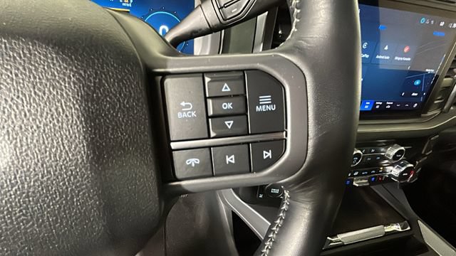 Used 2024 Ford F250 Lariat w/ Sport Appearance Package AWD/4WD image 17
