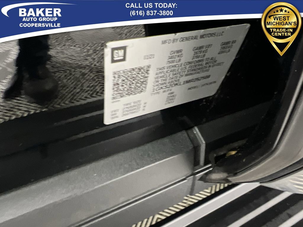 Used 2021 GMC Yukon Denali w/ Denali Premium Package image 35