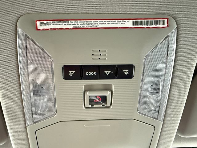 Used 2020 Toyota RAV4 LE FWD image 22