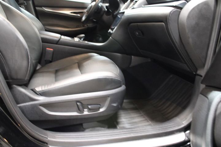 Used 2022 INFINITI QX50 Luxe w/ Appearance Package image 25