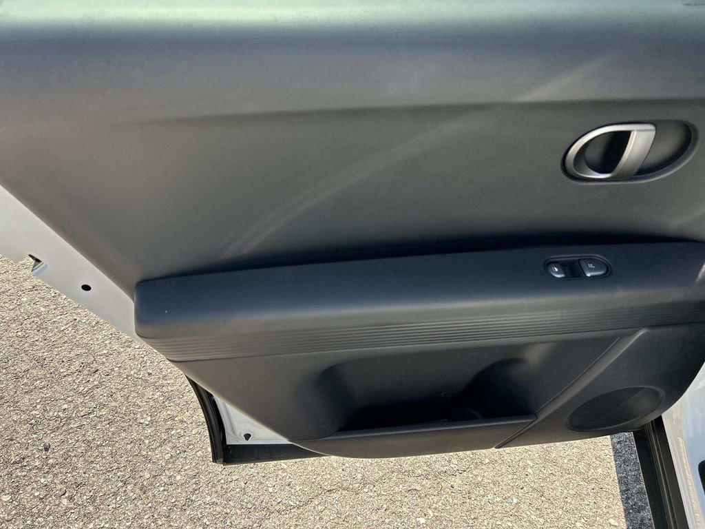 Used 2025 Hyundai Ioniq 5 SEL image 23