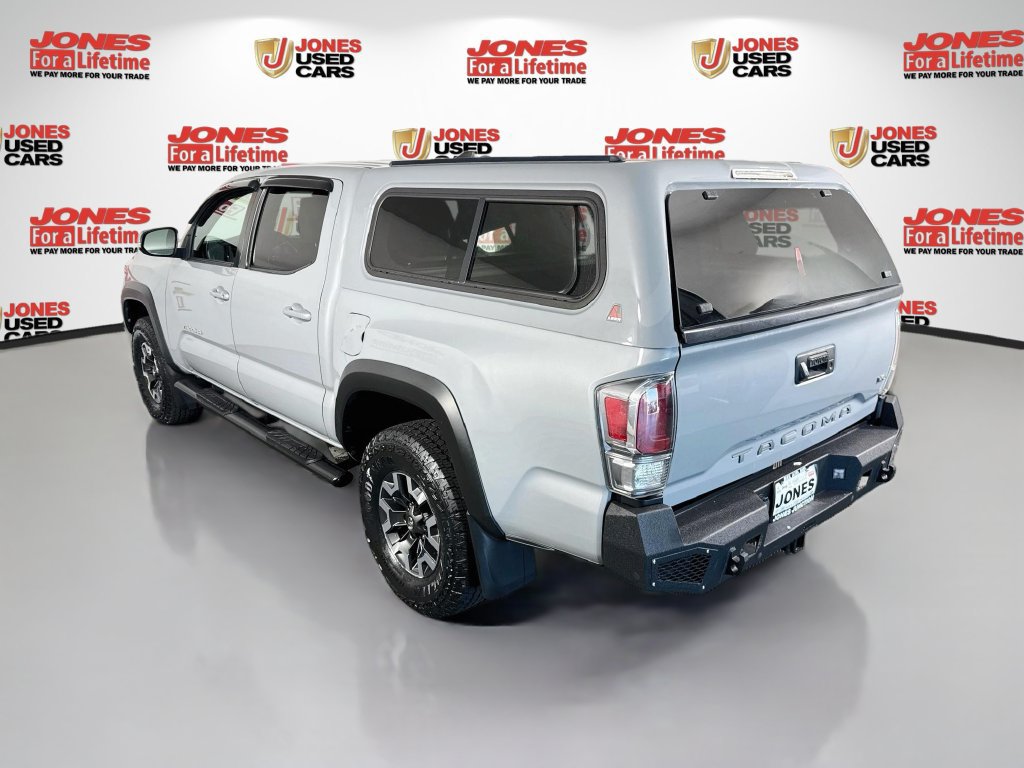 Used 2019 Toyota Tacoma TRD Off-Road AWD/4WD image 2