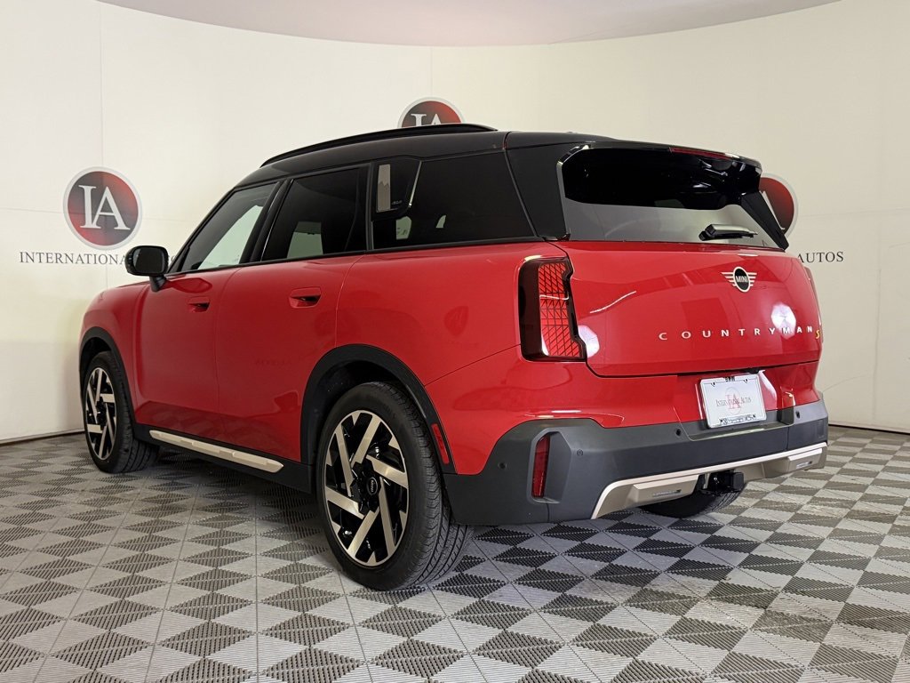 Used 2025 MINI Cooper Countryman SE w/ Comfort Package Max image 6