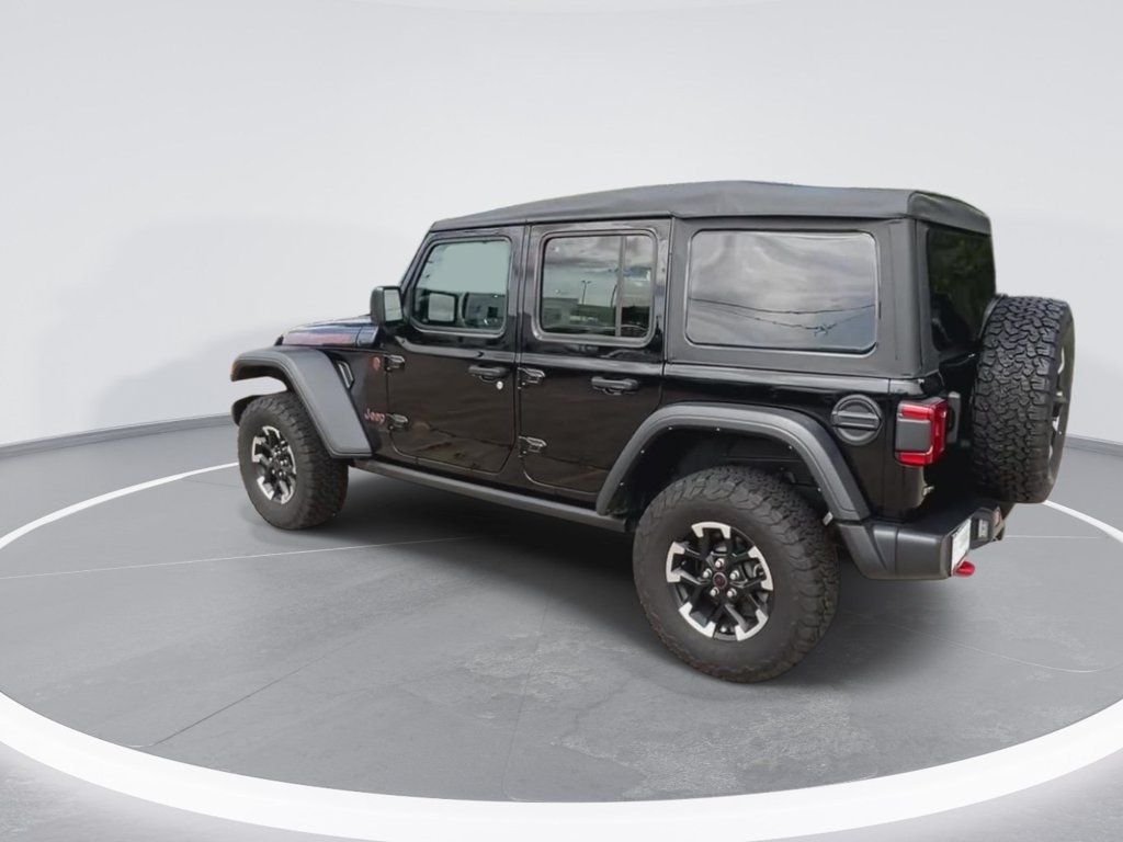 Used 2025 Jeep Wrangler Unlimited Rubicon AWD/4WD image 6