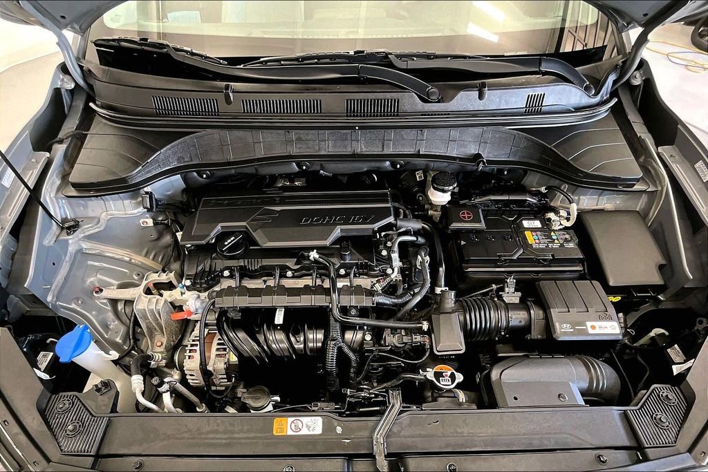 Certified 2023 Hyundai Kona SEL w/ Convenience Package FWD image 9