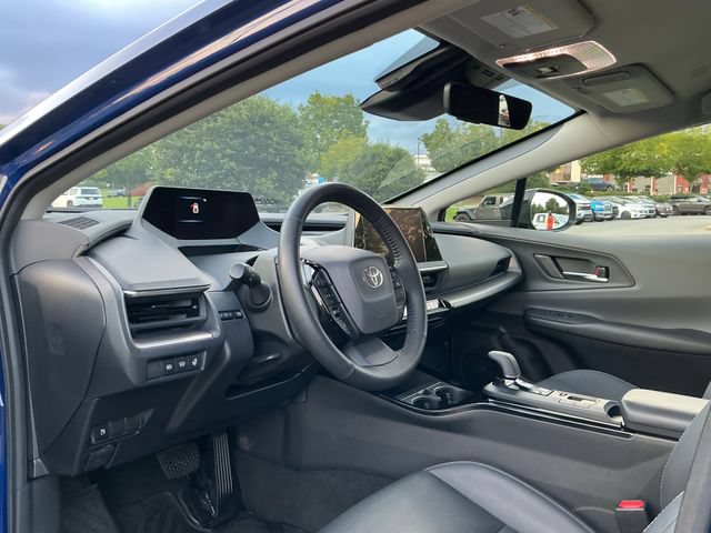 Used 2023 Toyota Prius XLE AWD/4WD image 31
