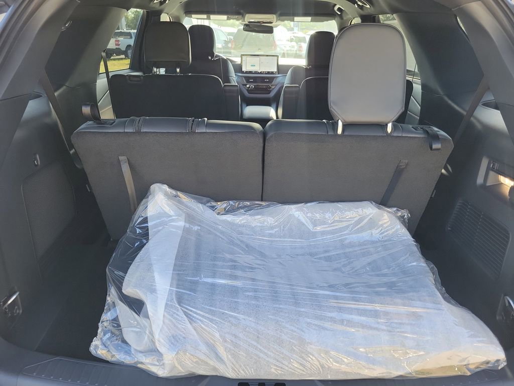 New 2026 Ford Explorer ST-Line image 27