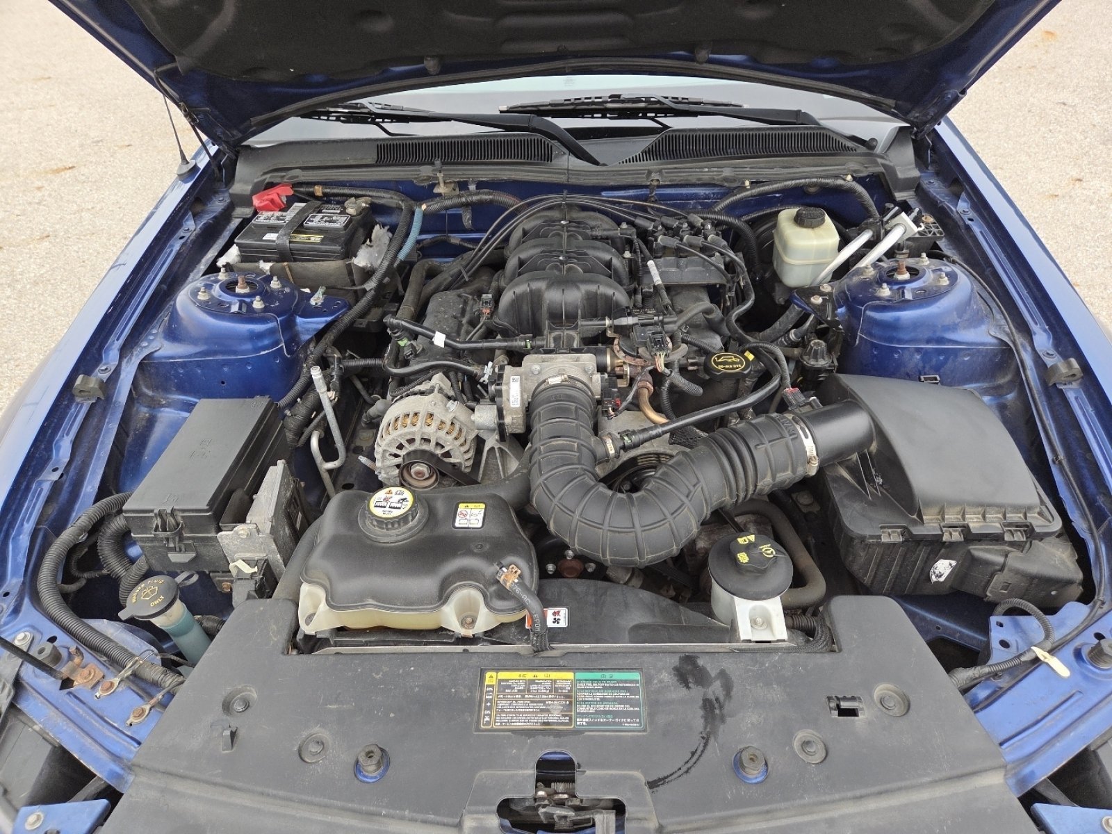 Used 2006 Ford Mustang Convertible RWD image 9