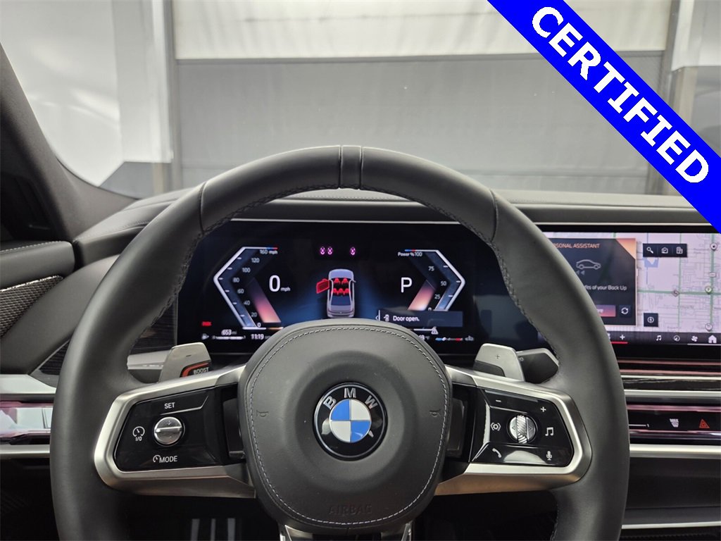 Used 2023 BMW 740i image 31