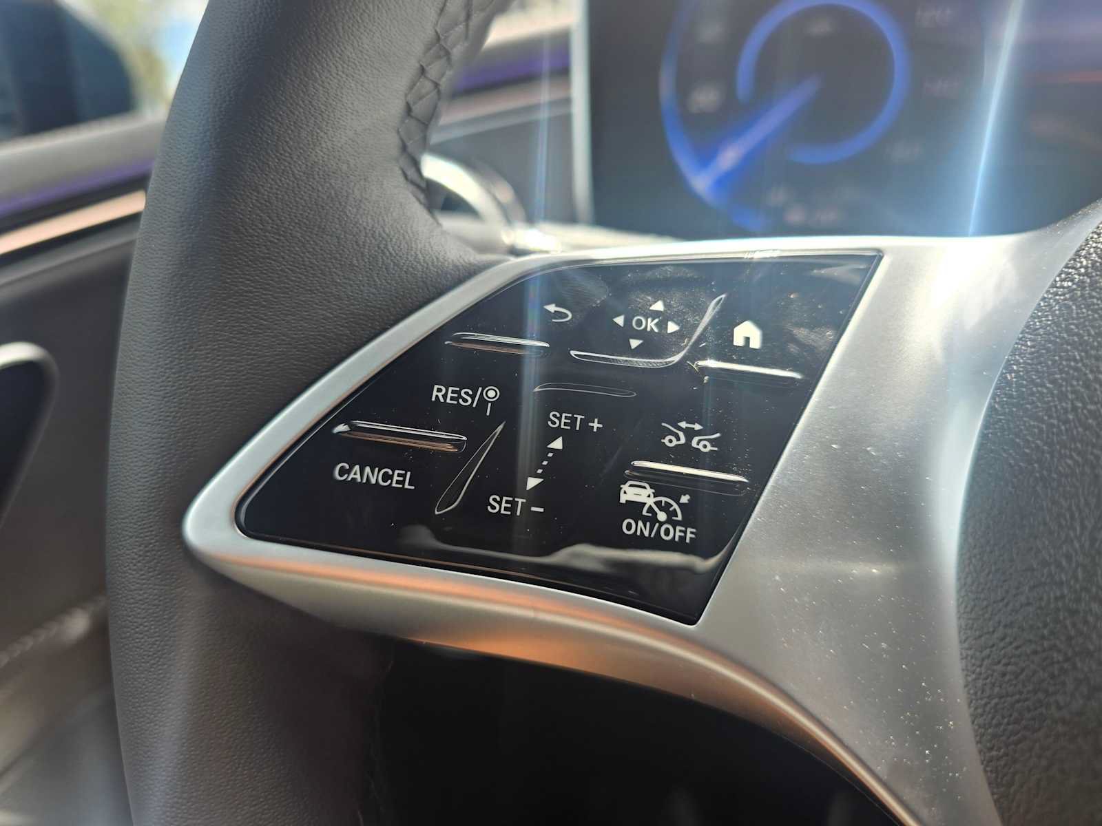 New 2027 Mercedes-Benz EQE 320 4MATIC SUV image 32