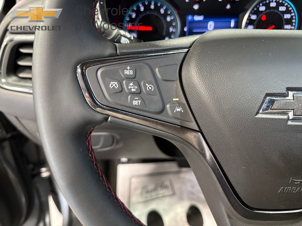 Used 2023 Chevrolet Equinox RS image 3