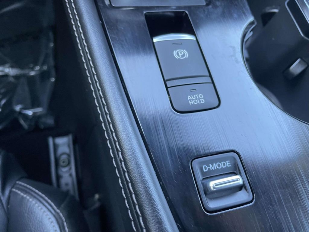 Used 2021 Nissan Rogue SL w/ Premium Package image 43