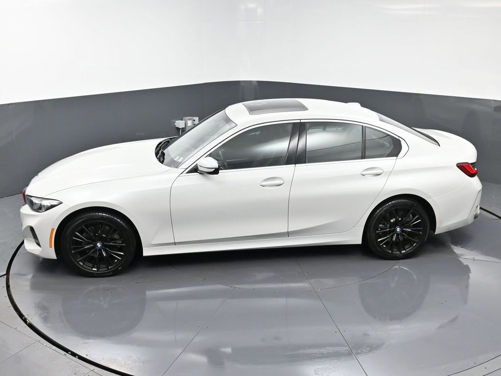 Used 2024 BMW 330i xDrive Sedan w/ Convenience Package image 47