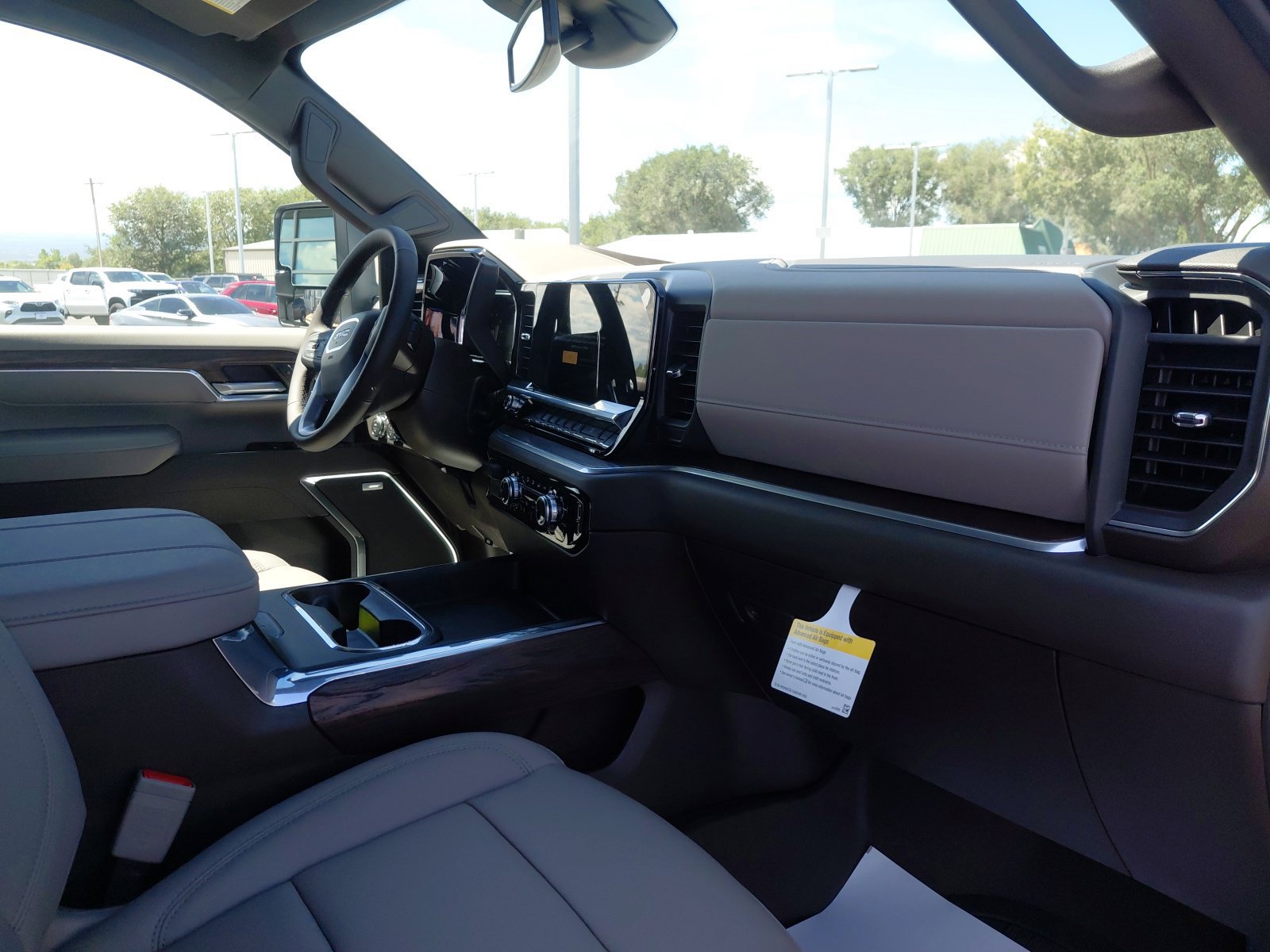 New 2026 GMC Sierra 3500 SLT AWD/4WD image 35