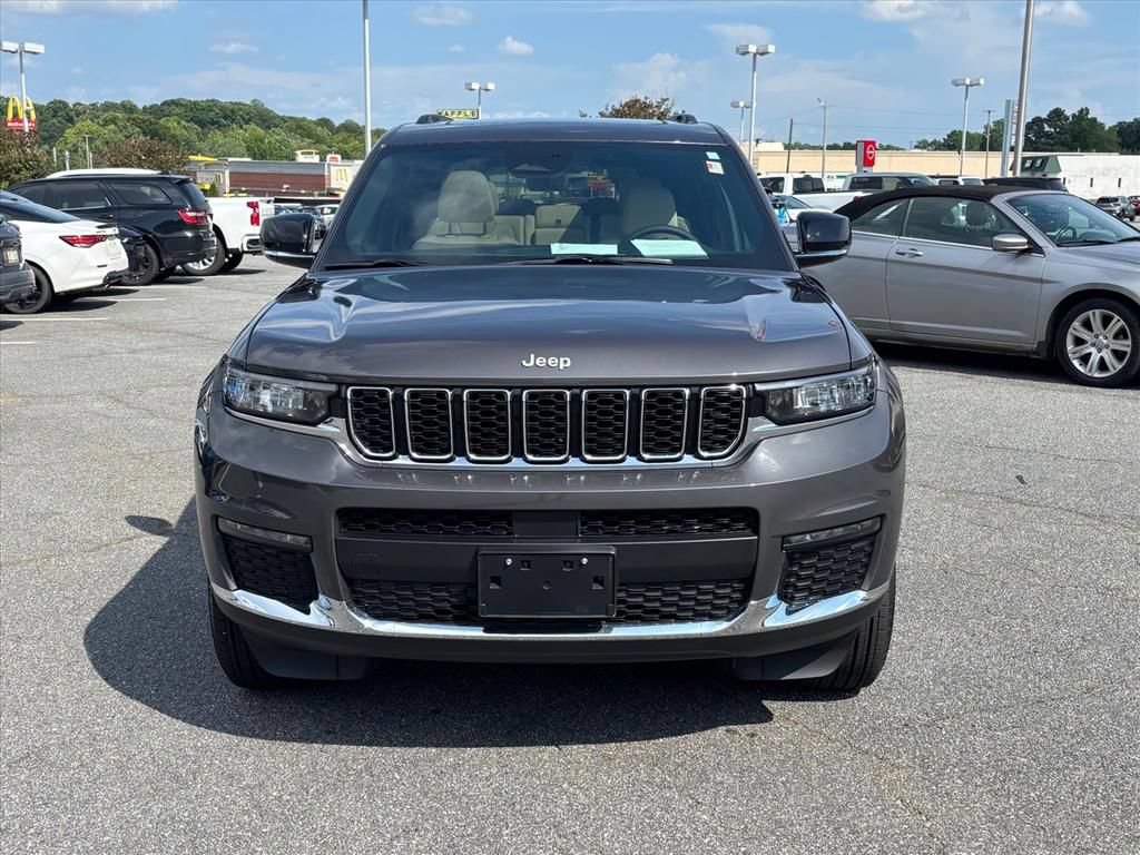 Used 2025 Jeep Grand Cherokee L Limited AWD/4WD image 22