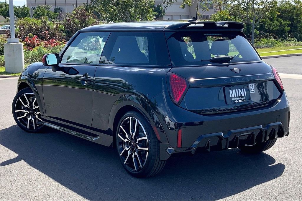 New 2026 MINI Cooper S image 3