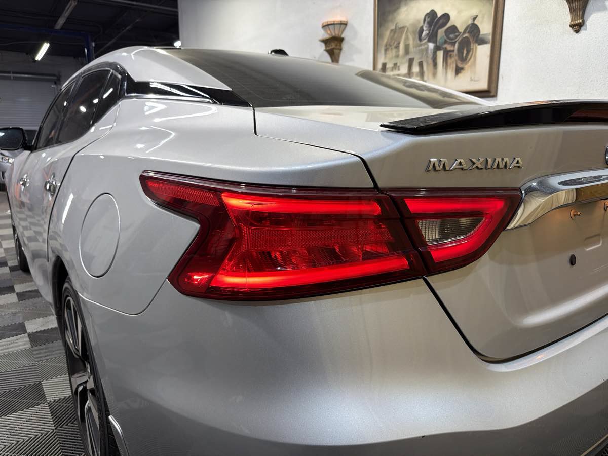 Used 2018 Nissan Maxima Platinum FWD image 9