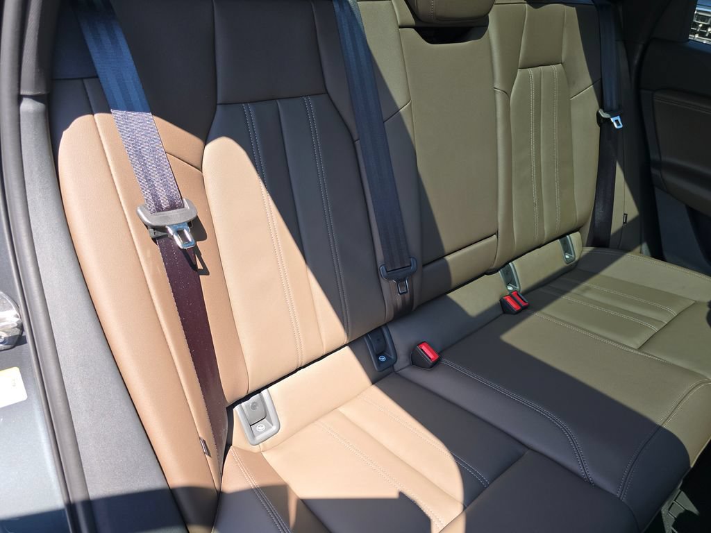 New 2027 Audi Q6 e-tron Prestige AWD/4WD image 15
