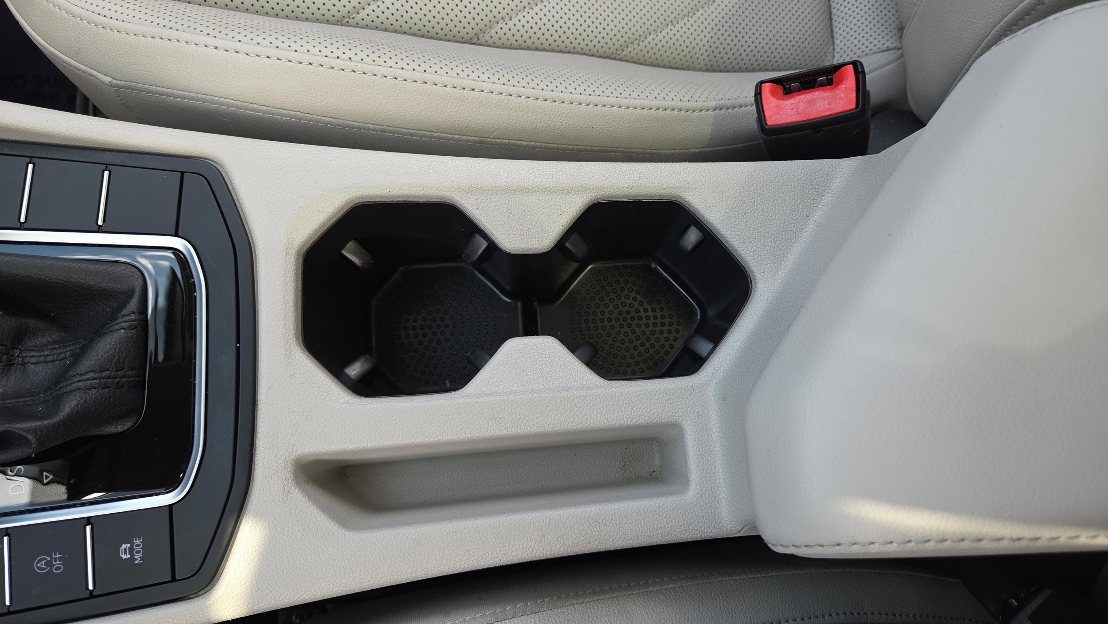 Used 2020 Volkswagen Jetta SEL Premium FWD image 35