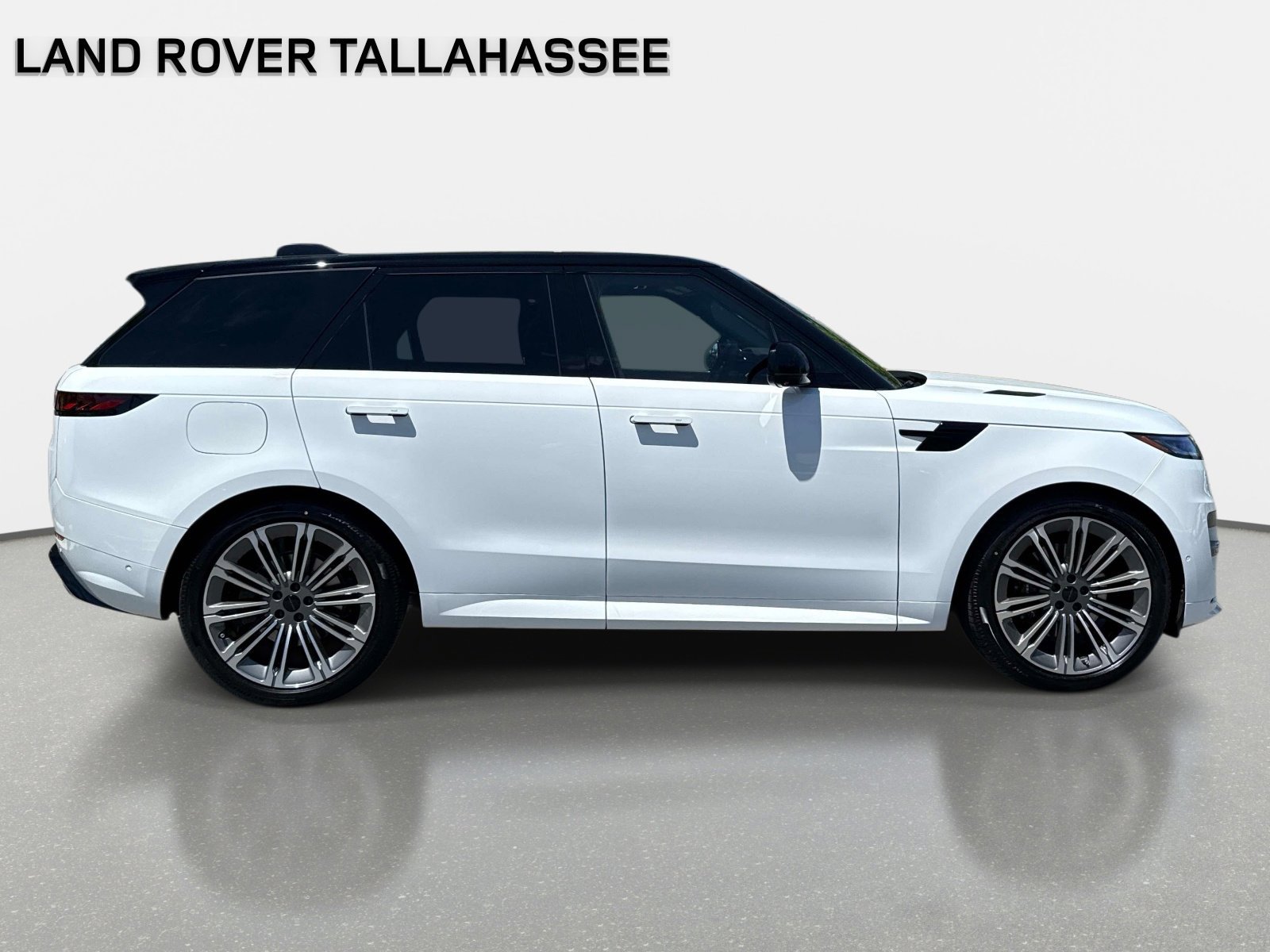 New 2026 Land Rover Range Rover Sport Dynamic SE AWD/4WD image 4