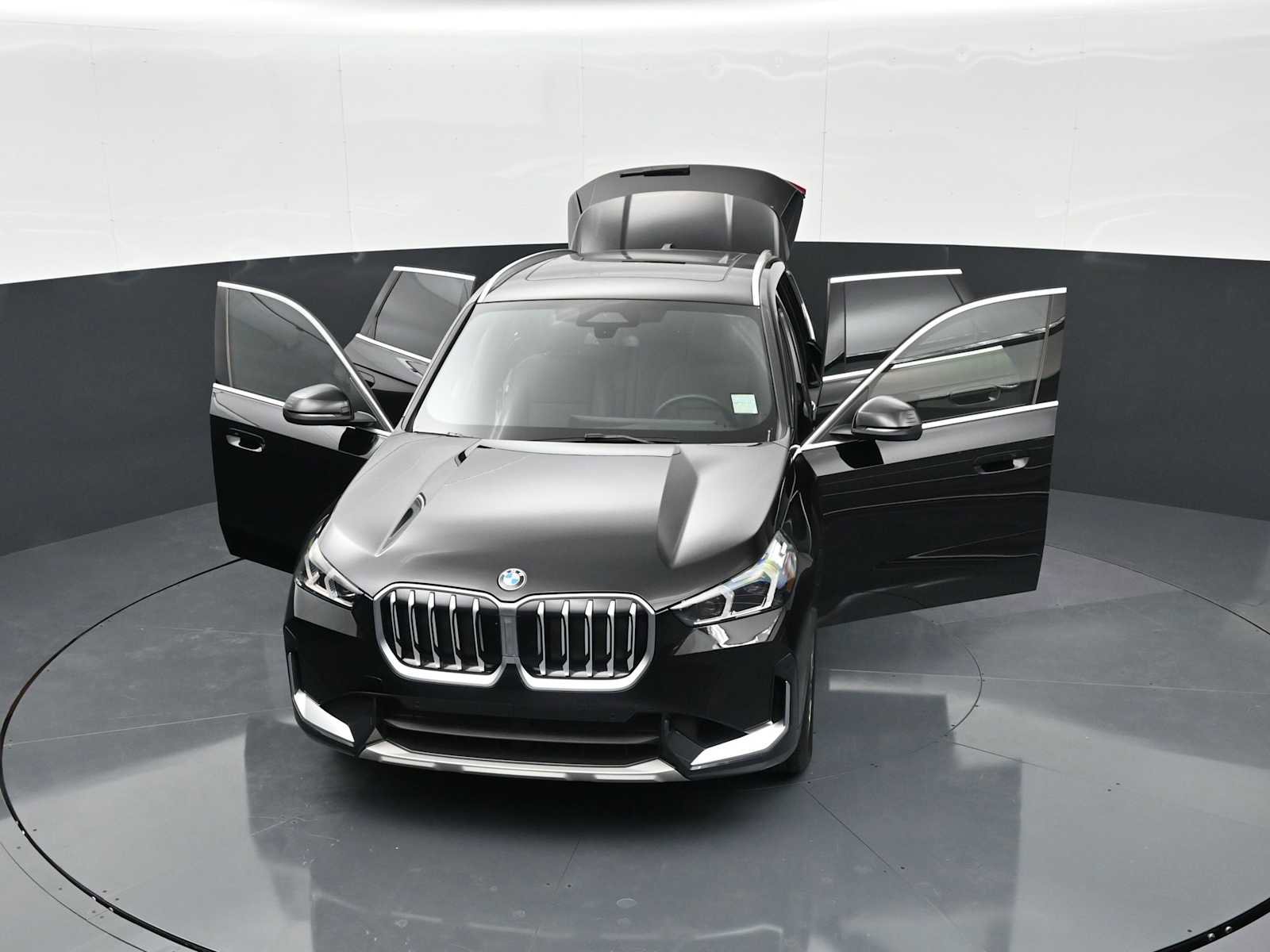 Used 2025 BMW X1 xDrive28i w/ Convenience Package image 32