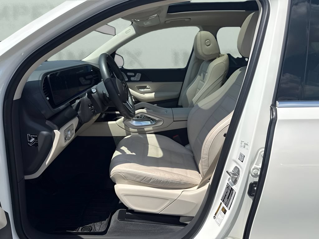 Used 2020 Mercedes-Benz GLS 450 4MATIC image 5
