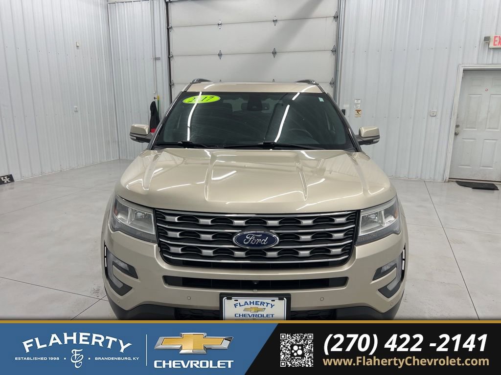 Used 2017 Ford Explorer Limited w/ Equipment Group 301A image 7