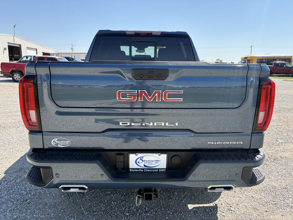 Used 2025 GMC Sierra 1500 Denali w/ Denali Reserve Package AWD/4WD image 6
