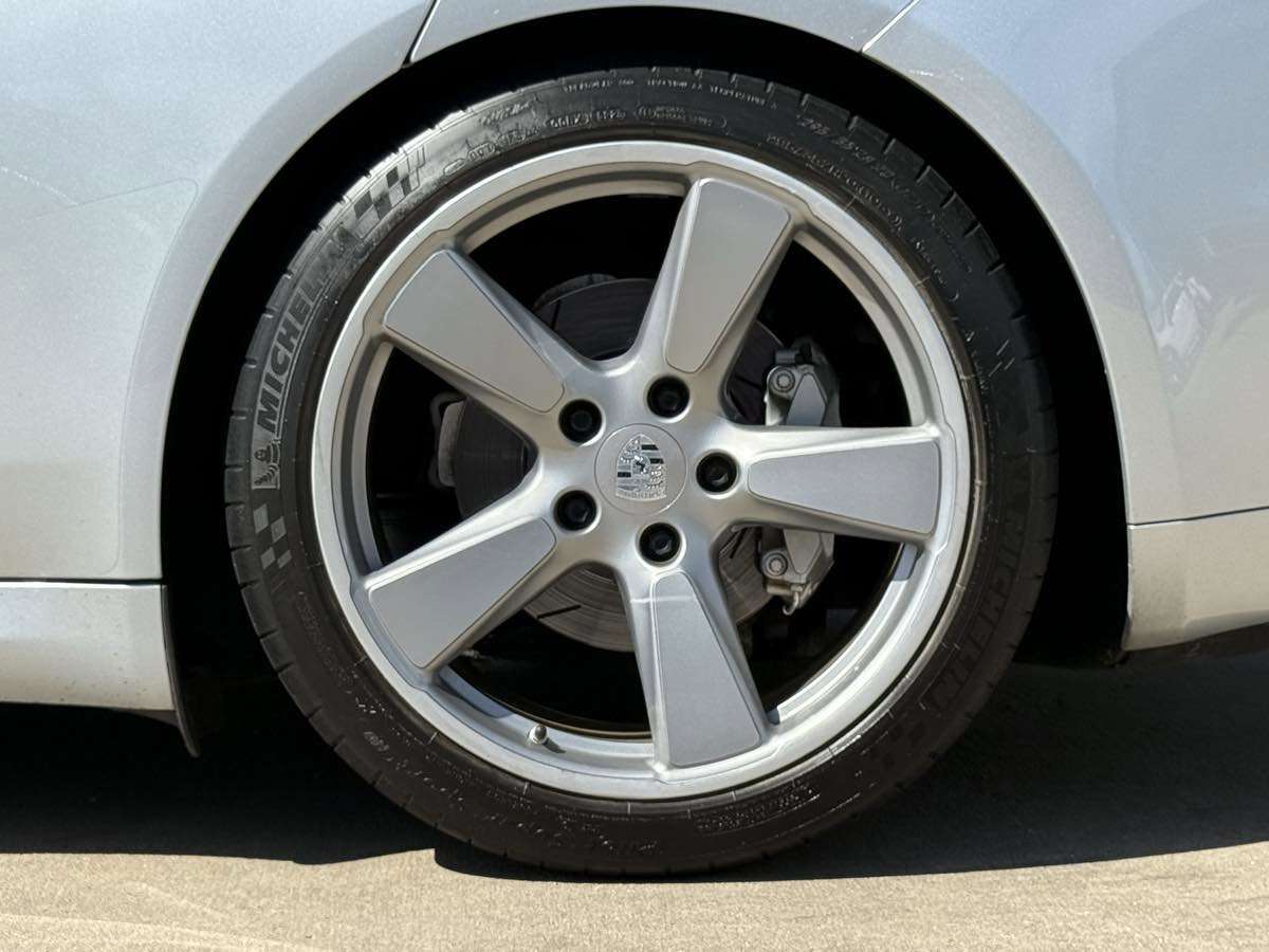 Used 2015 Porsche Panamera S image 50