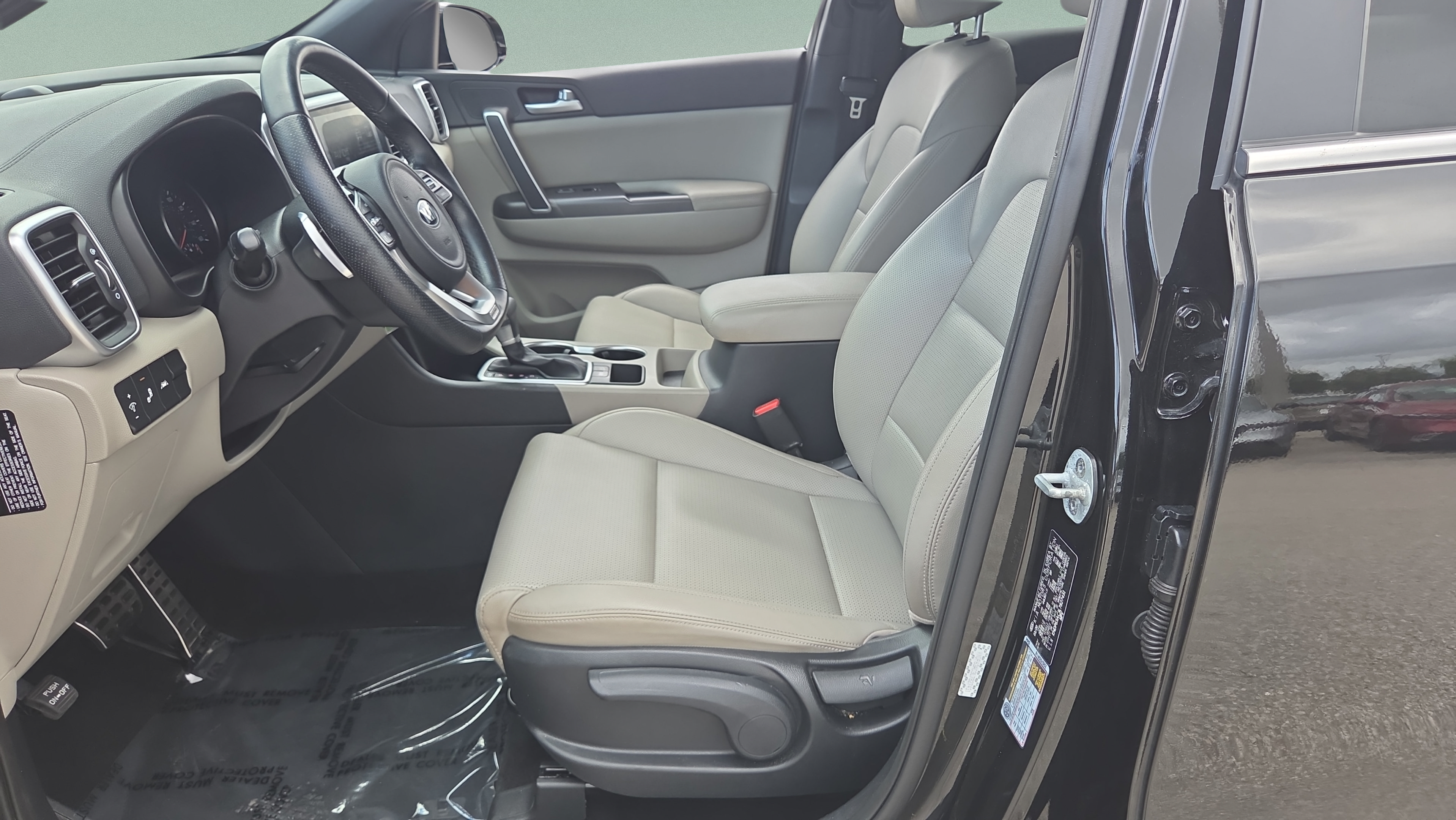 Used 2020 Kia Sportage S FWD image 9