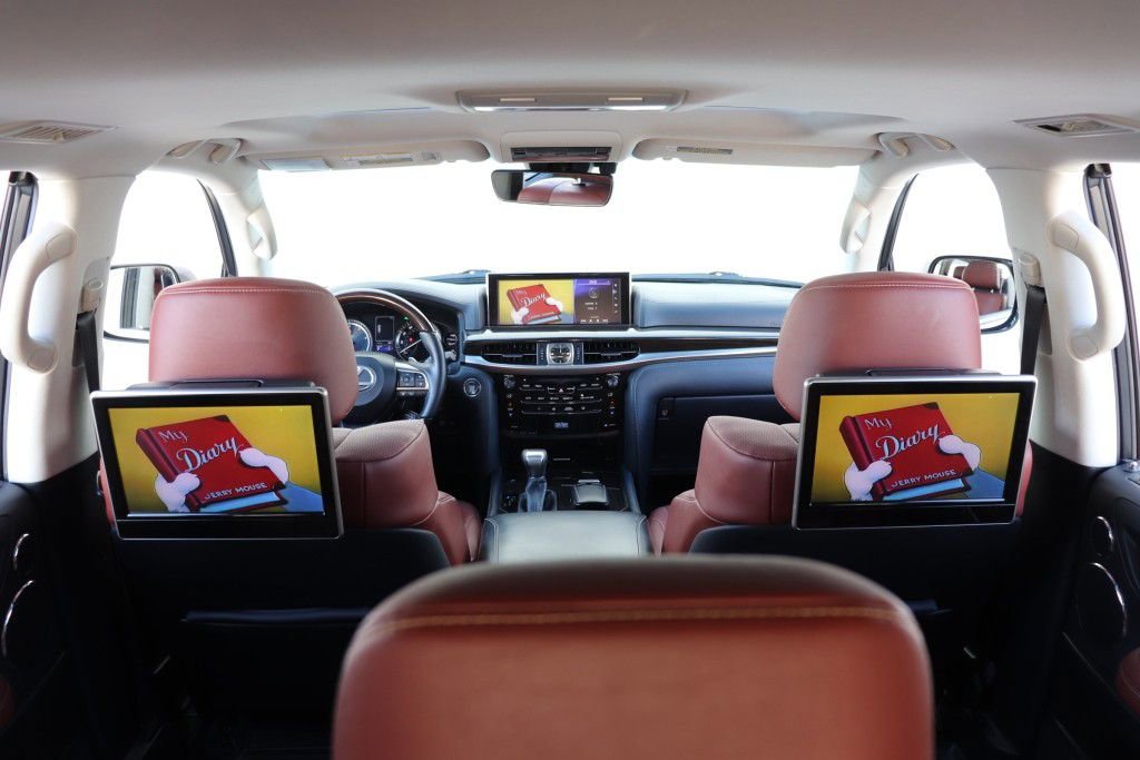 Used 2019 Lexus LX 570 4WD w/ Luxury Package image 51