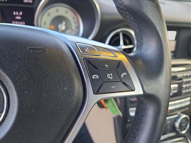 Used 2013 Mercedes-Benz SLK 250 image 20